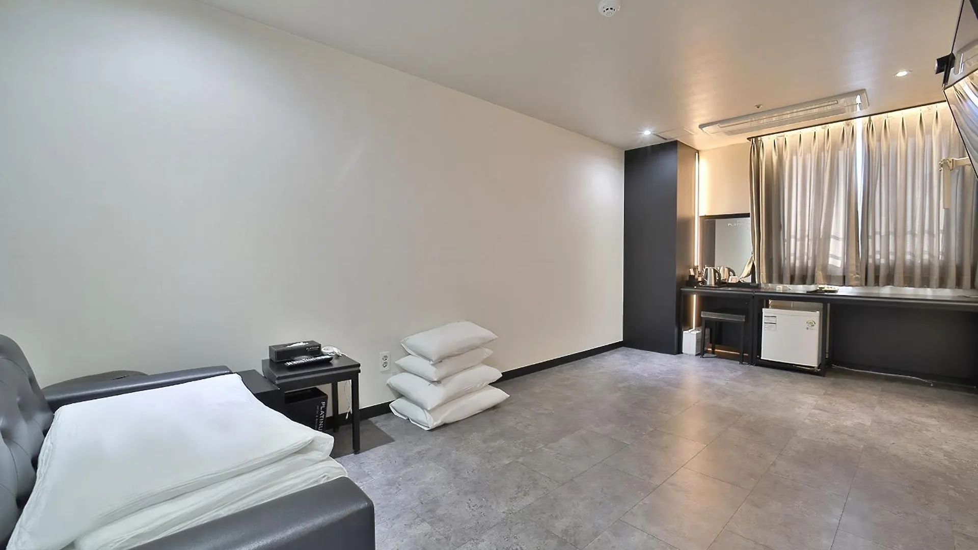 Busan Platinum Hotel Nampo 2*,